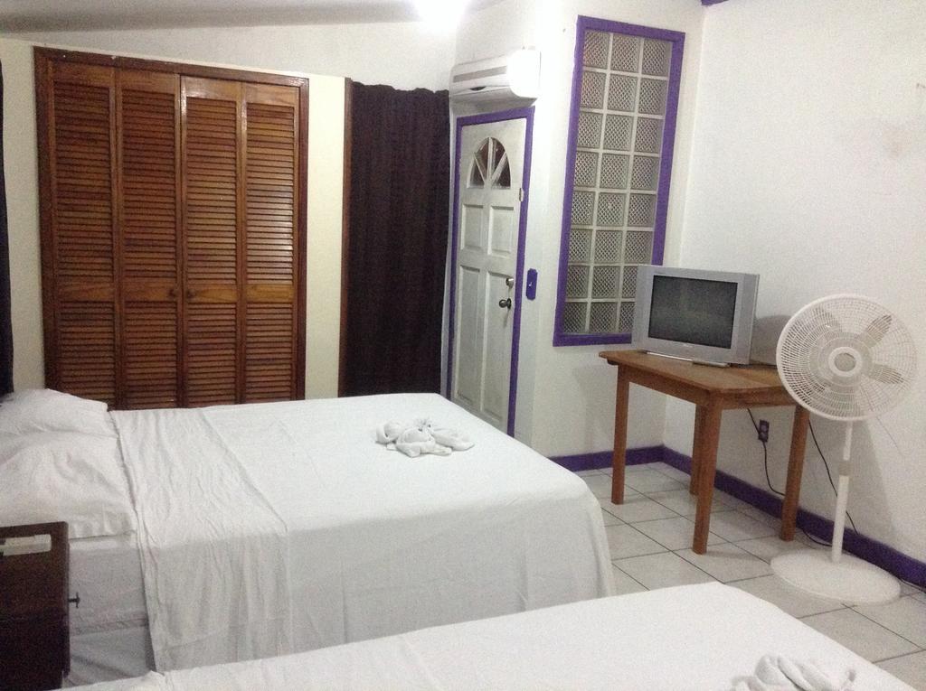 Amelia Guest House ซานเปโดร ภายนอก รูปภาพ