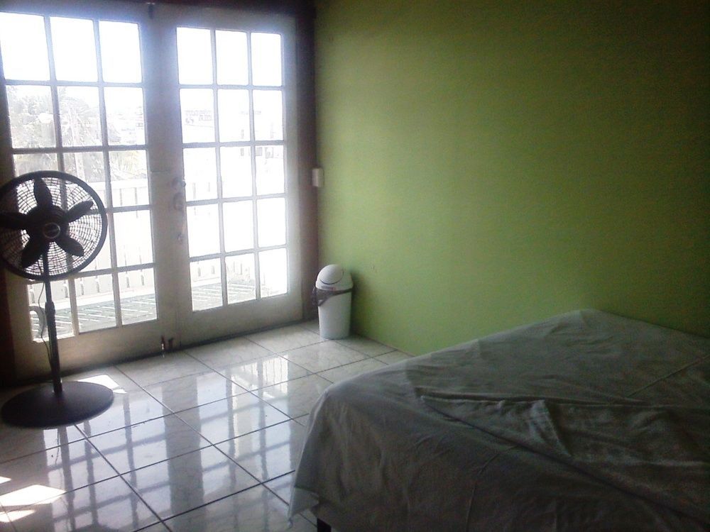 Amelia Guest House ซานเปโดร ภายนอก รูปภาพ