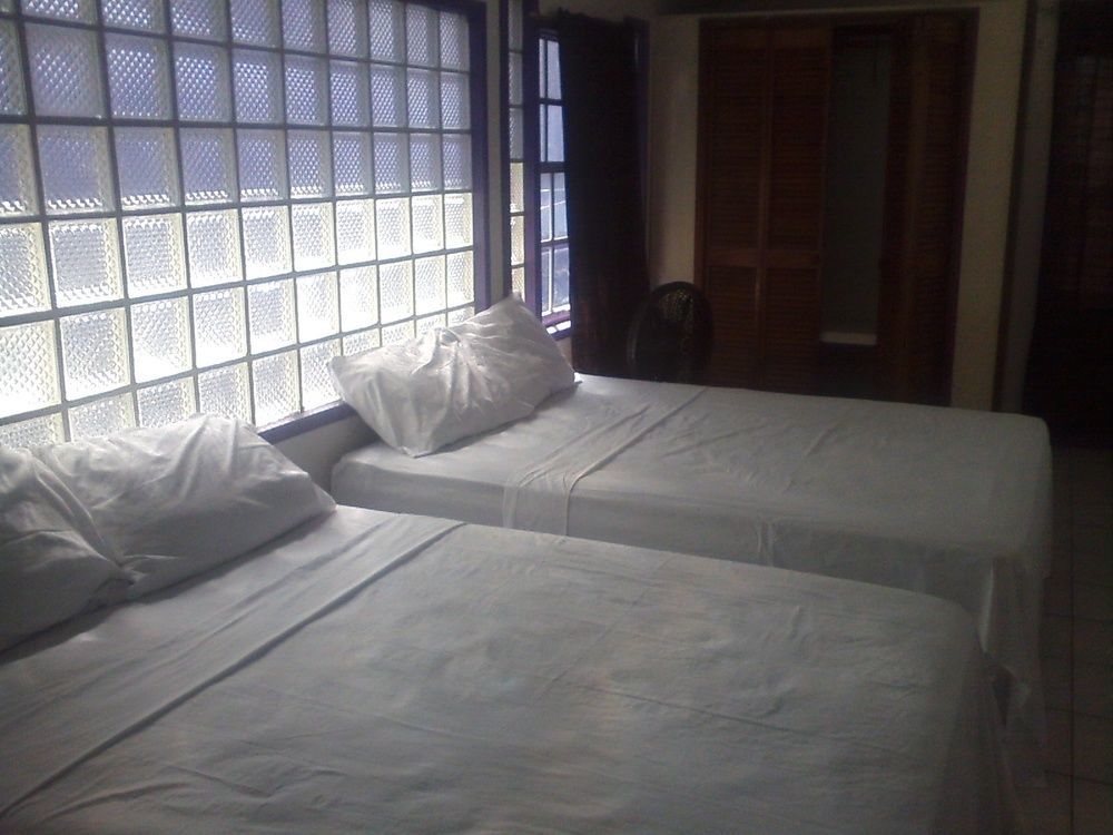 Amelia Guest House ซานเปโดร ภายนอก รูปภาพ